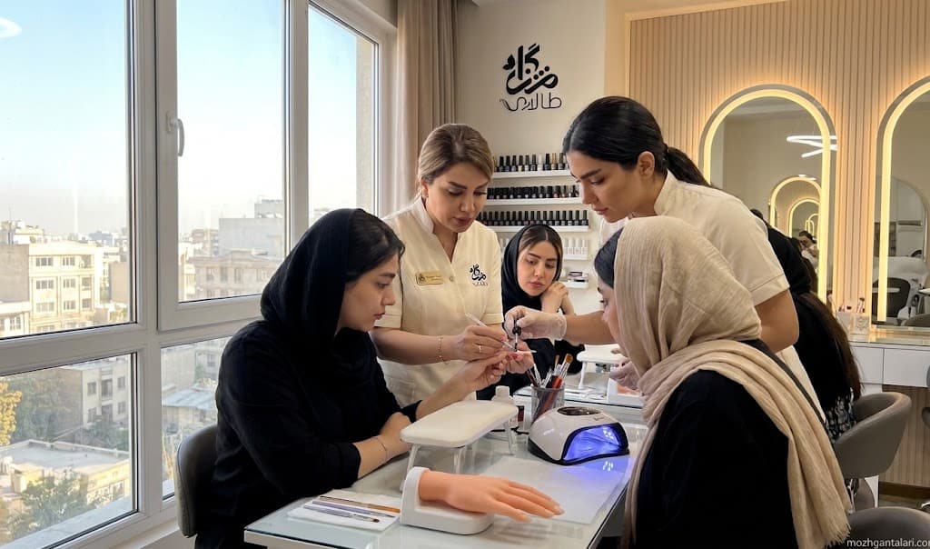 چگونه با دورهی کاشت ناخن مسیر شغلی جدیدی را شروع کنیم؟